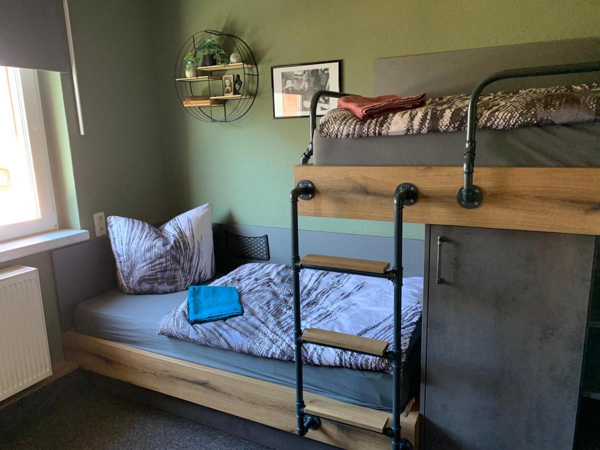 Gaestezimmer In Einer Ferienwohnung Thiele In Rosswein Esterno foto