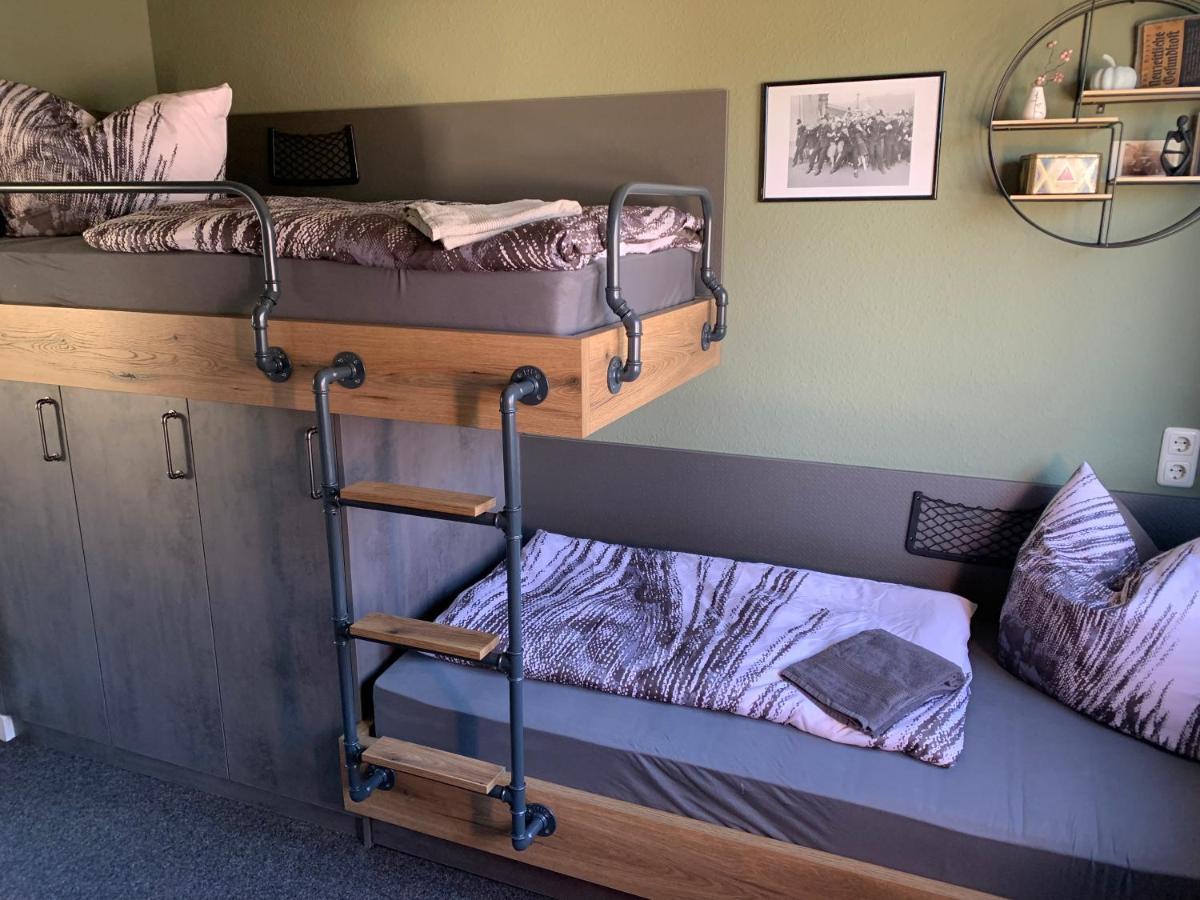 Gaestezimmer In Einer Ferienwohnung Thiele In Rosswein Esterno foto