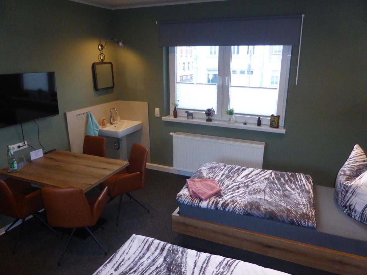 Gaestezimmer In Einer Ferienwohnung Thiele In Rosswein Esterno foto